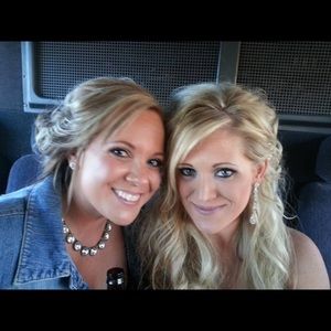 Meet your Posher, Kari